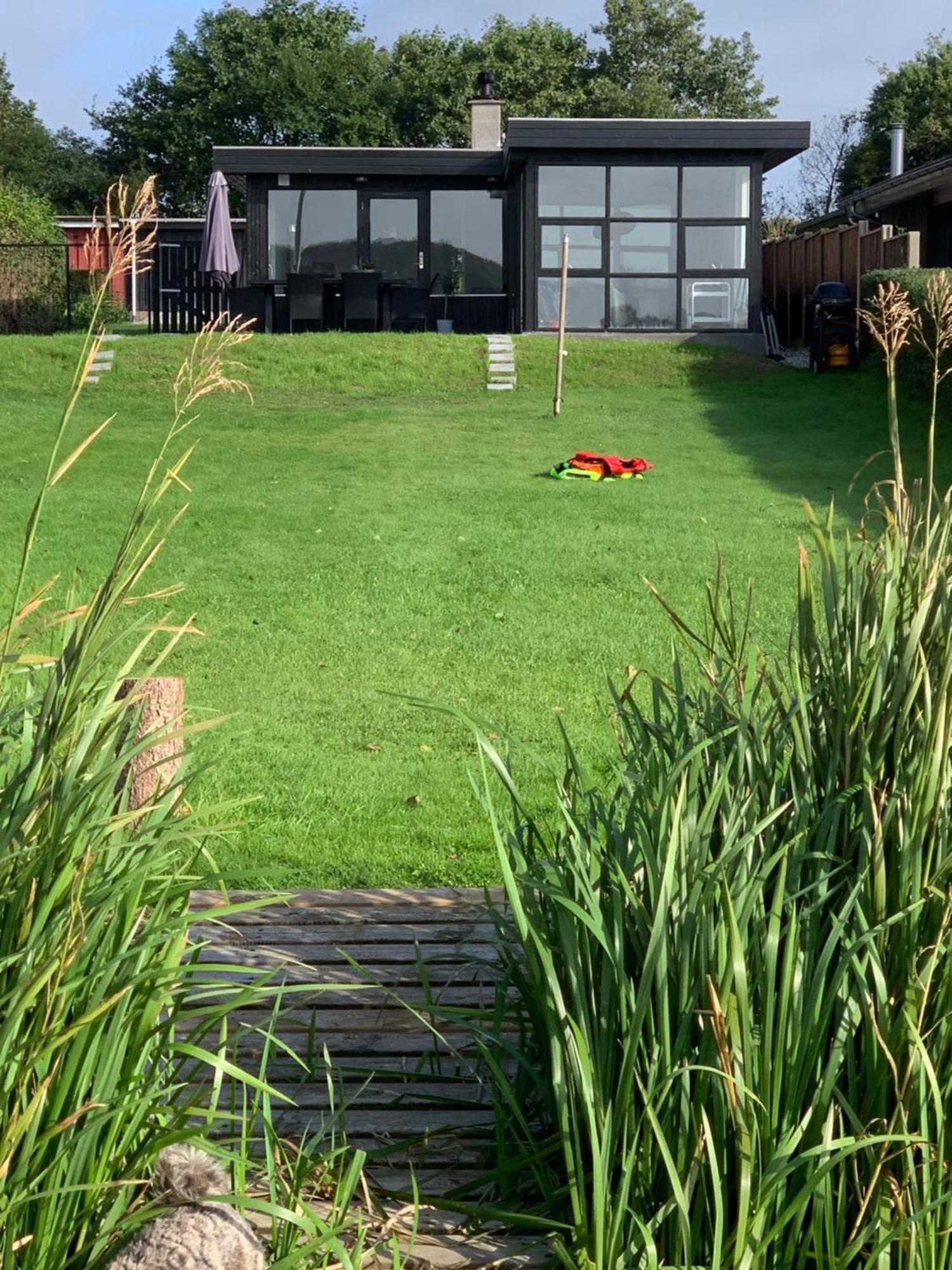 Huset Ved Soen Taet Pa Herning Og Mch Og Boxen 90 M2 Sunds ภายนอก รูปภาพ